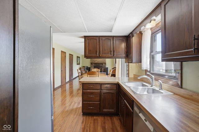 7131 W Green Springs Road, Indianapolis, IN 46214