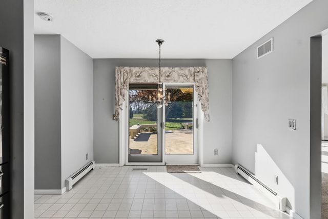 800 Cambridge Drive, Paxton, IL 60957