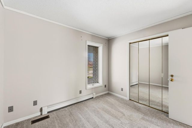 800 Cambridge Drive, Paxton, IL 60957