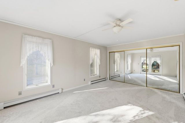 800 Cambridge Drive, Paxton, IL 60957