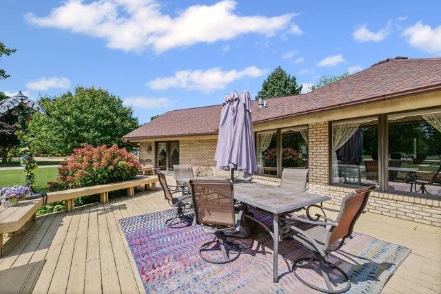 800 Cambridge Drive, Paxton, IL 60957