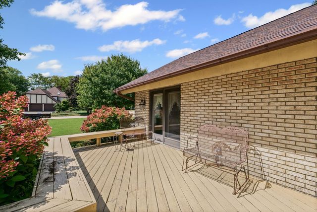 800 Cambridge Drive, Paxton, IL 60957