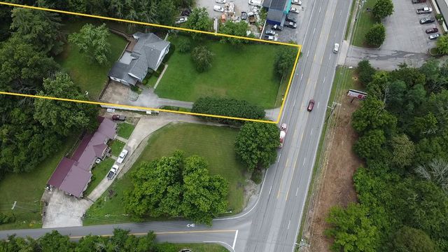 1332 S Dickerson Rd, Goodlettsville, TN 37072
