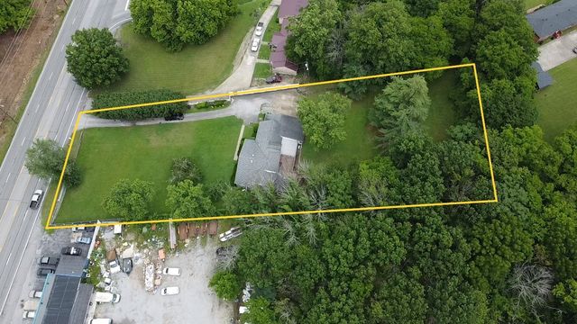 1332 S Dickerson Rd, Goodlettsville, TN 37072
