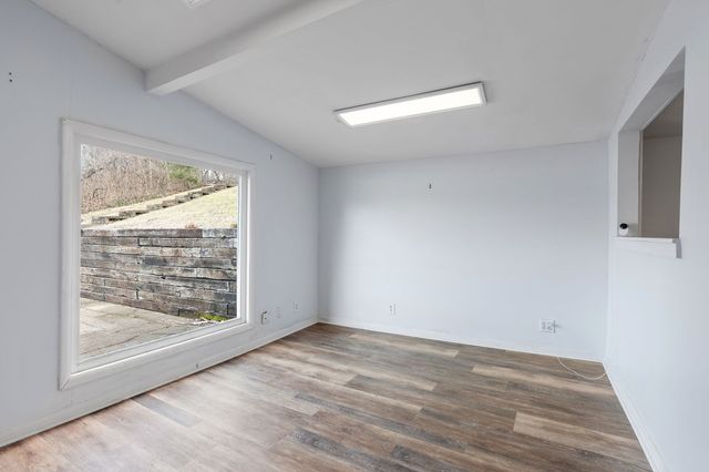 1332 S Dickerson Rd, Goodlettsville, TN 37072