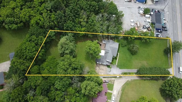1332 S Dickerson Rd, Goodlettsville, TN 37072