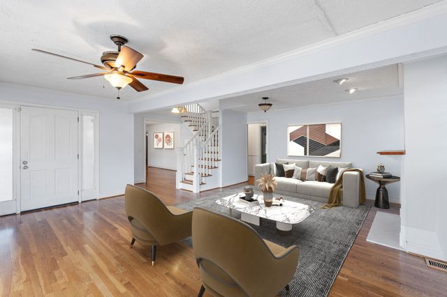 1332 S Dickerson Rd, Goodlettsville, TN 37072
