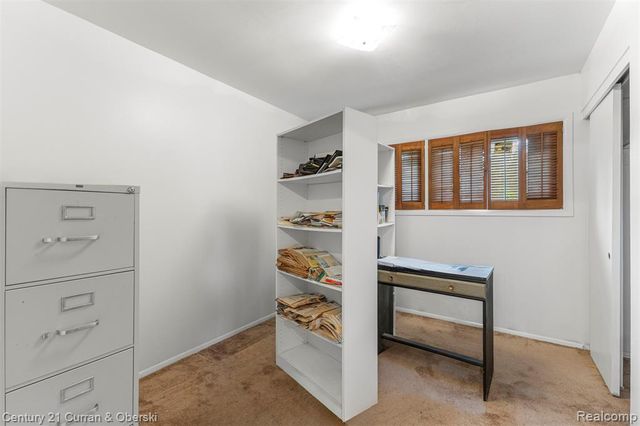 7271 Cottonwood Knoll, West Bloomfield, MI 48322