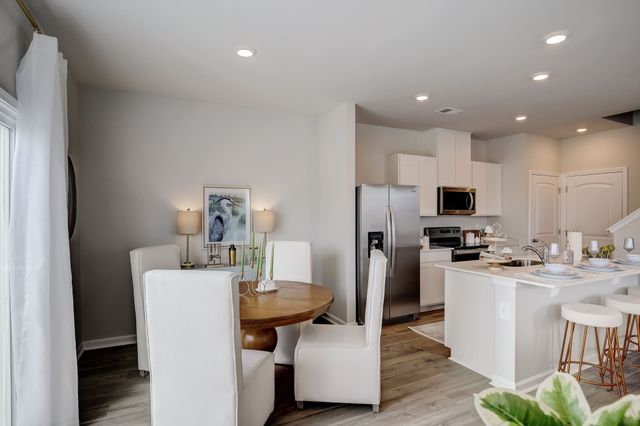 2279 Harlequin Point, Lebanon, TN 37090