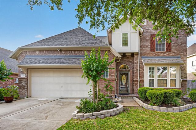 12611 Colonial Glen Ct, Pearland, TX 77584