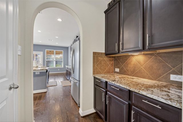 12611 Colonial Glen Ct, Pearland, TX 77584