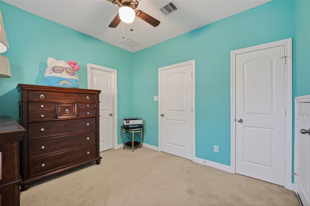 12611 Colonial Glen Ct, Pearland, TX 77584