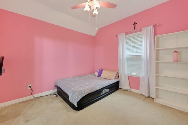 12611 Colonial Glen Ct, Pearland, TX 77584