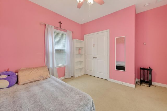 12611 Colonial Glen Ct, Pearland, TX 77584