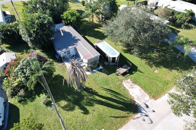 323 Pineapple Street, Sebastian, FL 32958