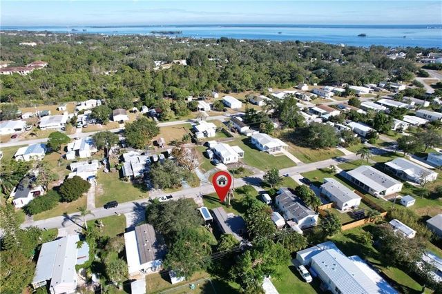 323 Pineapple Street, Sebastian, FL 32958