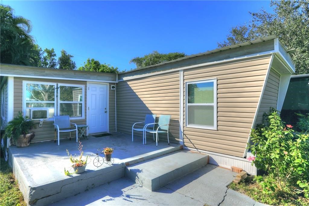 323 Pineapple Street, Sebastian, FL 32958