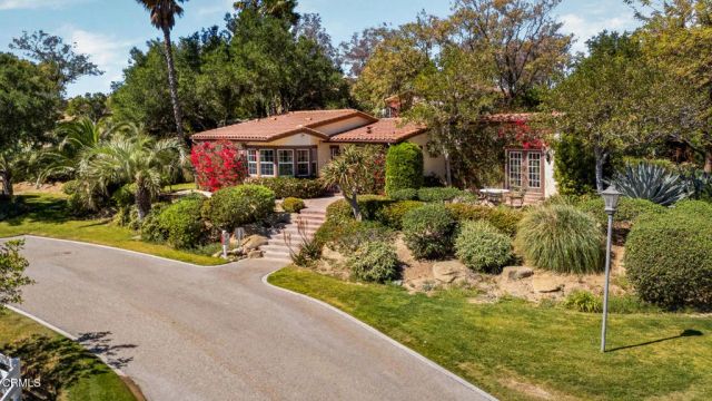 2940 Kuehner Drive, Simi Valley, CA 93063
