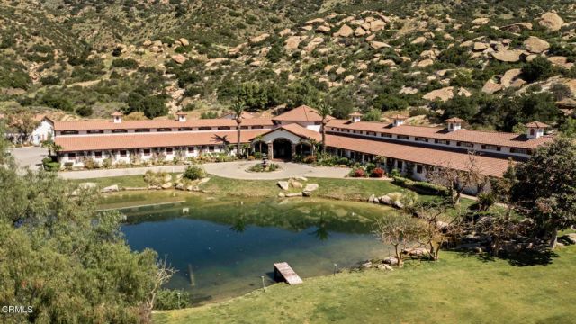 2940 Kuehner Drive, Simi Valley, CA 93063