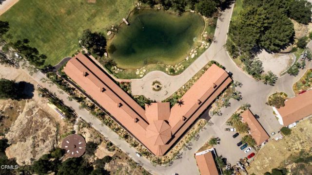 2940 Kuehner Drive, Simi Valley, CA 93063