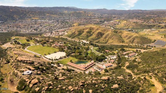 2940 Kuehner Drive, Simi Valley, CA 93063