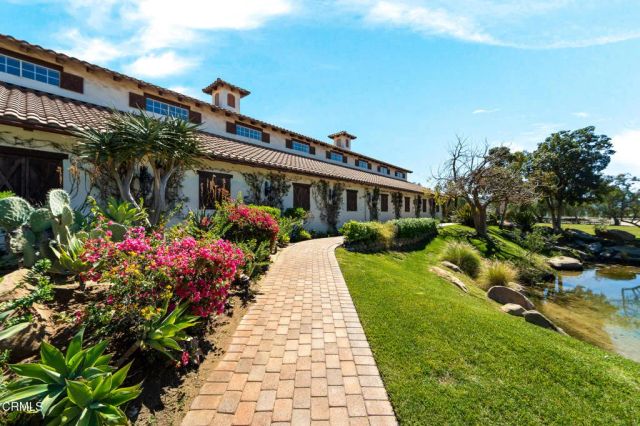 2940 Kuehner Drive, Simi Valley, CA 93063