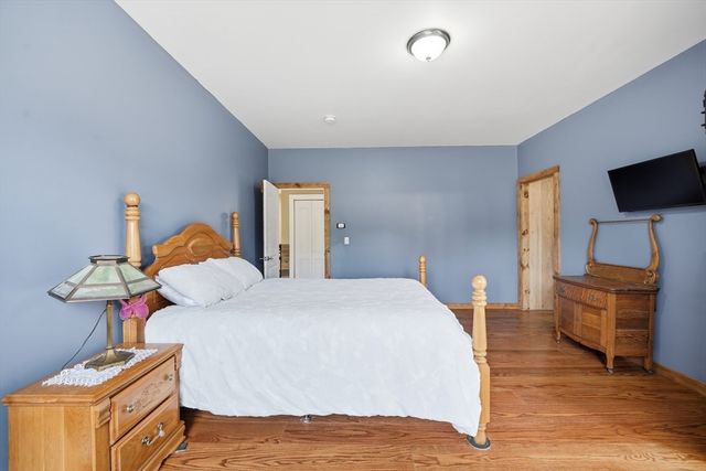 96 Stafford Hollow Rd, Monson, MA 01057