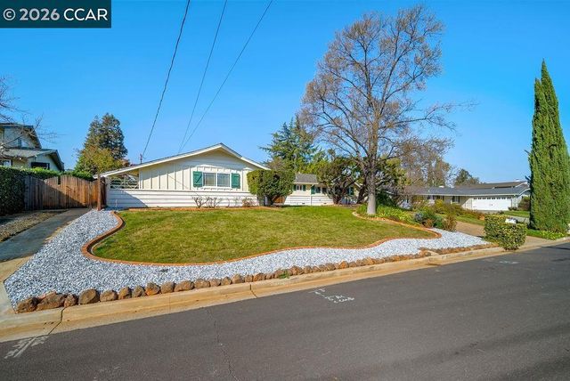 5895 Herriman Dr, Clayton, CA 94517