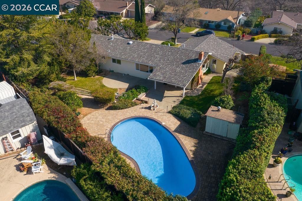 Image 29 of property listing at 5895 Herriman Dr, Clayton, CA 94517