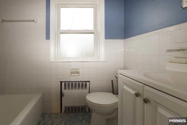 664 Harristown Road, Glen Rock, NJ 07452