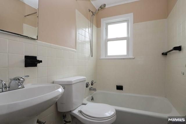 664 Harristown Road, Glen Rock, NJ 07452