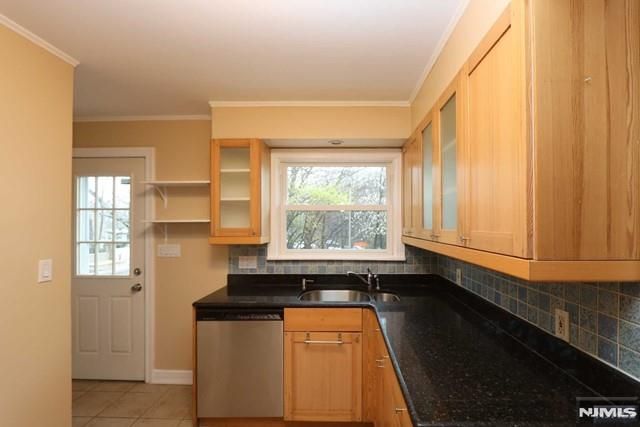 664 Harristown Road, Glen Rock, NJ 07452
