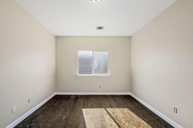 2937 Castellan LN, Round Rock, TX 78665