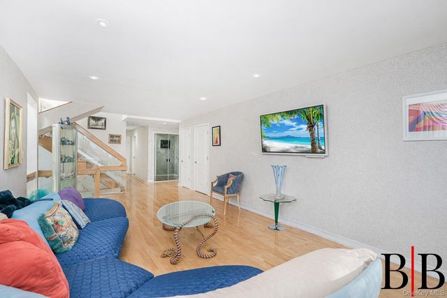 215 Arkansas Drive, Brooklyn, NY 11234