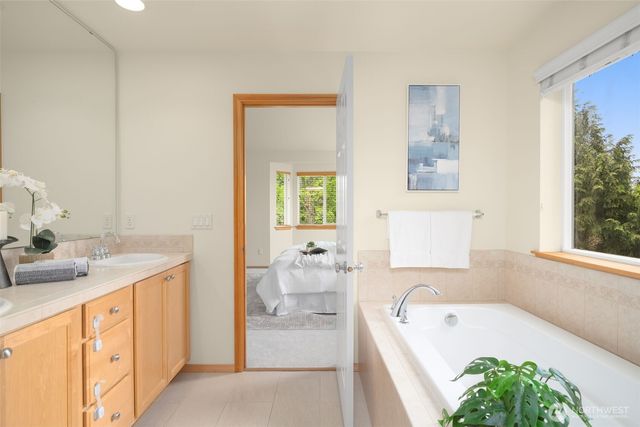 12955 NE 204th Place, Woodinville, WA 98072