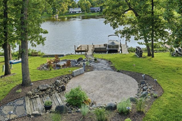 2080 Hidden Valley Drive, Crown Point, IN 46307