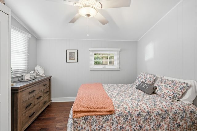 2080 Hidden Valley Drive, Crown Point, IN 46307
