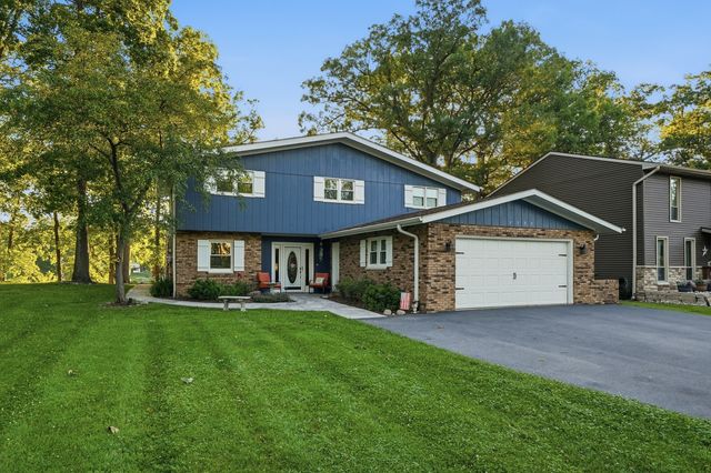 2080 Hidden Valley Drive, Crown Point, IN 46307