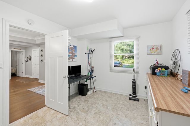 2080 Hidden Valley Drive, Crown Point, IN 46307