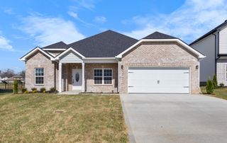1330 Mourning Cloak Dr, Clarksville, TN 37043