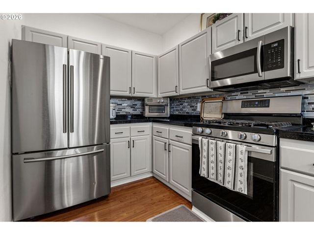 15764 Sw FLAGSTONE Dr, Beaverton, OR 97007