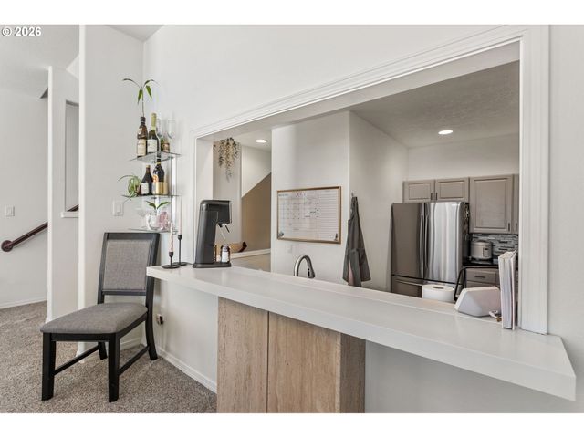15764 Sw FLAGSTONE Dr, Beaverton, OR 97007