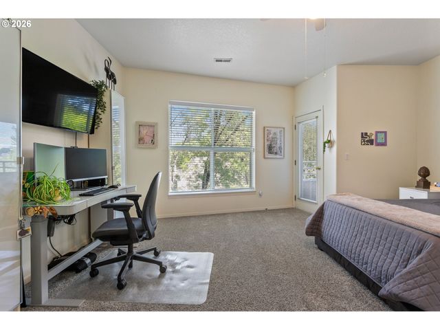 15764 Sw FLAGSTONE Dr, Beaverton, OR 97007