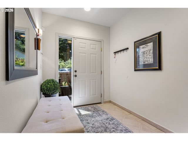 15764 Sw FLAGSTONE Dr, Beaverton, OR 97007