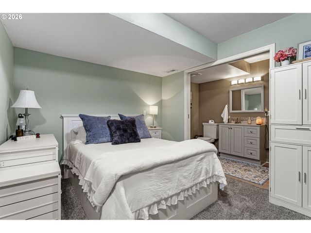 15764 Sw FLAGSTONE Dr, Beaverton, OR 97007