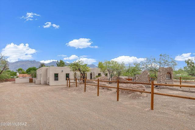 5259 E Fort Lowell Road, Tucson, AZ 85712