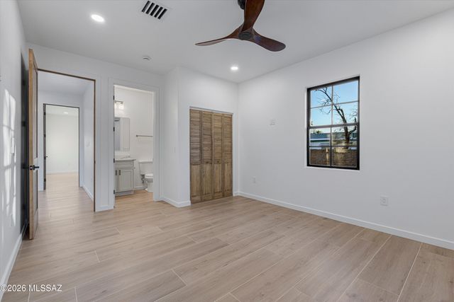 5259 E Fort Lowell Road, Tucson, AZ 85712
