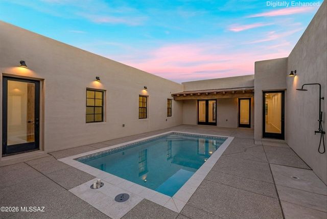 5259 E Fort Lowell Road, Tucson, AZ 85712