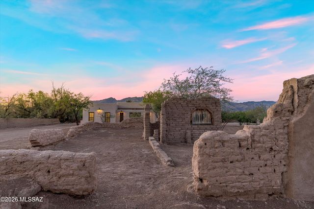 5259 E Fort Lowell Road, Tucson, AZ 85712