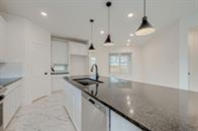 1452 Shaded Rock Drive, Missouri City, TX 77459